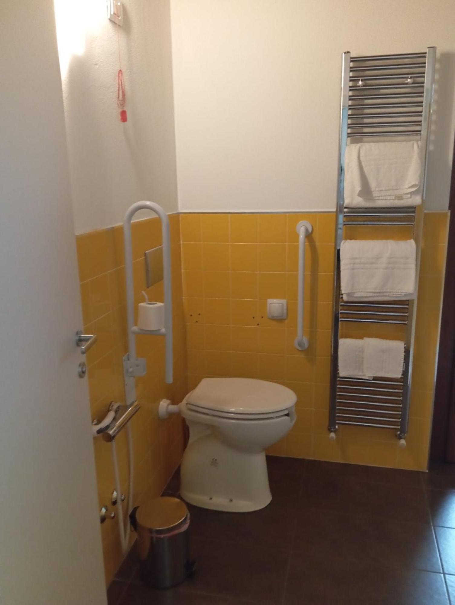 Bes Residence Bergamo Polaresco Esterno foto