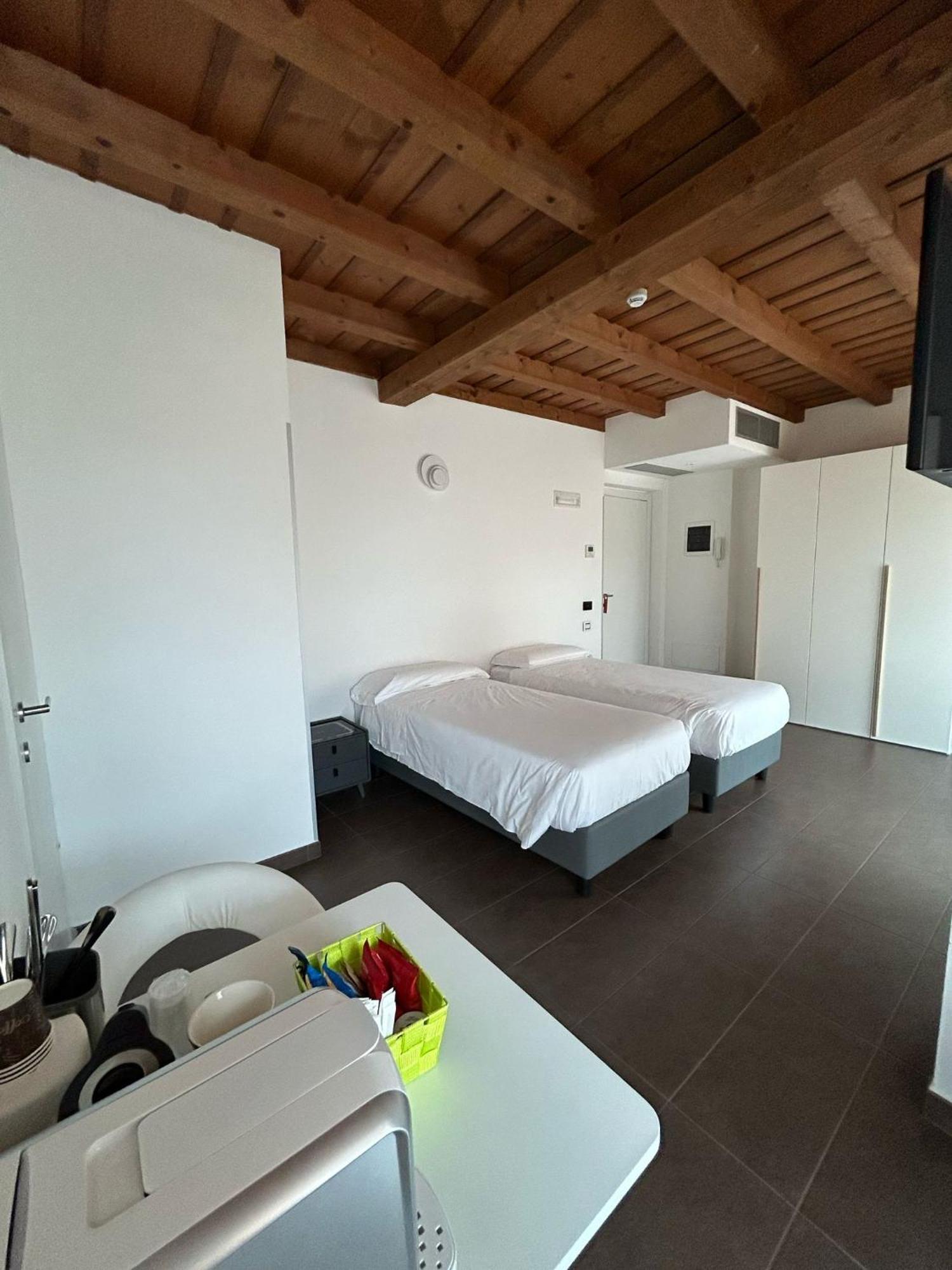 Bes Residence Bergamo Polaresco Esterno foto